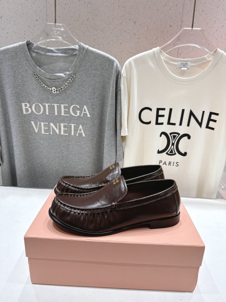 Лоферы женские фото 3