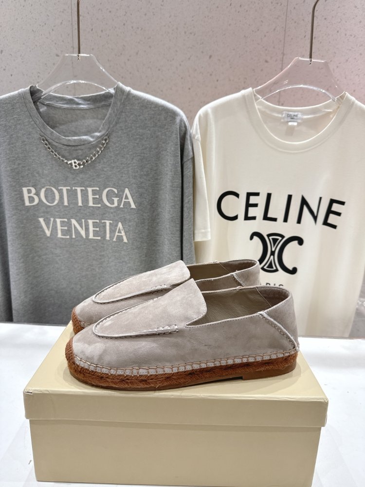 Лоферы женские фото 3