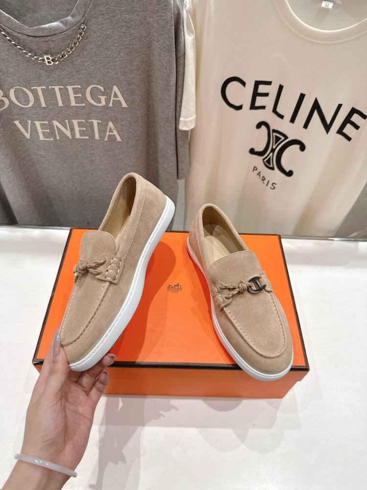 Лоферы жіночі фото 3