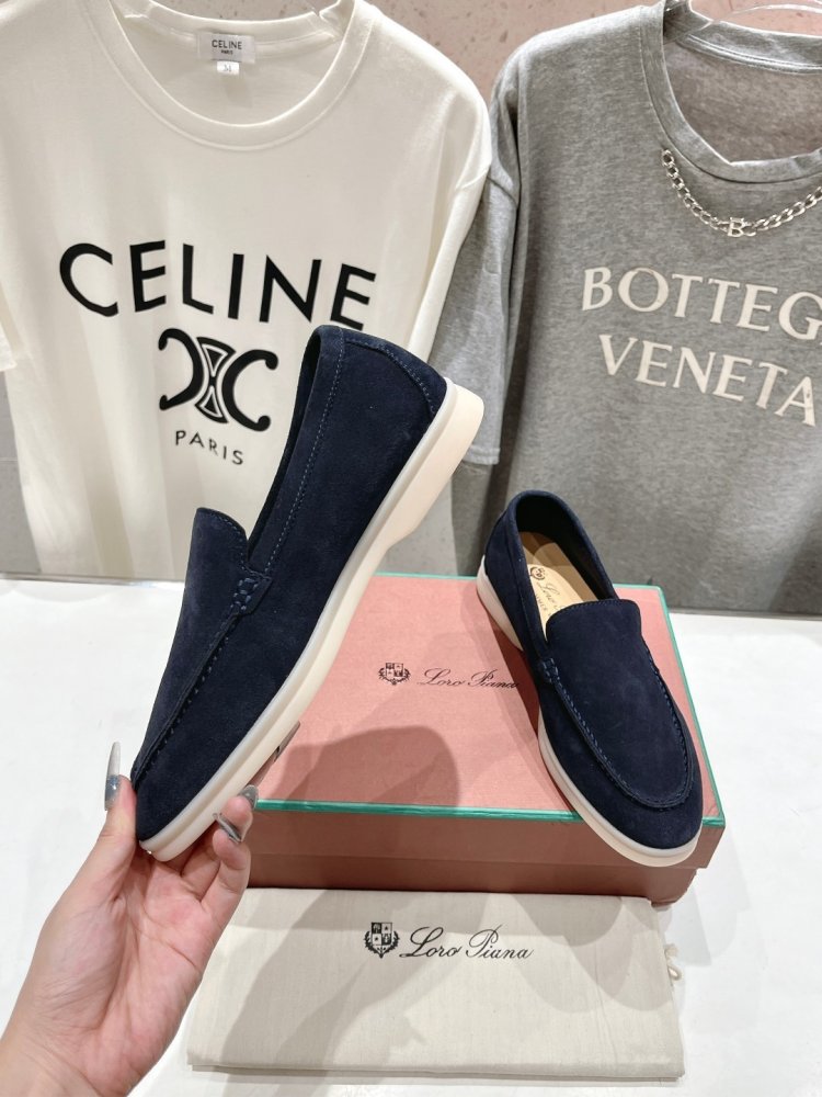 Лоферы жіночі фото 3