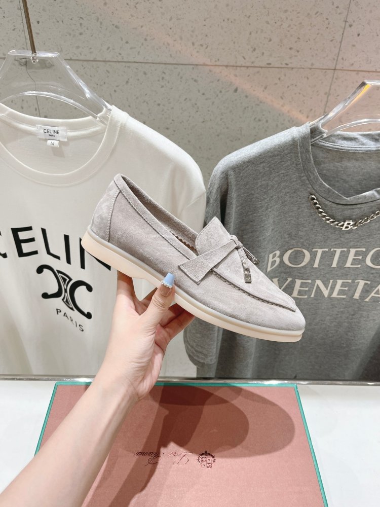 Лоферы жіночі фото 3