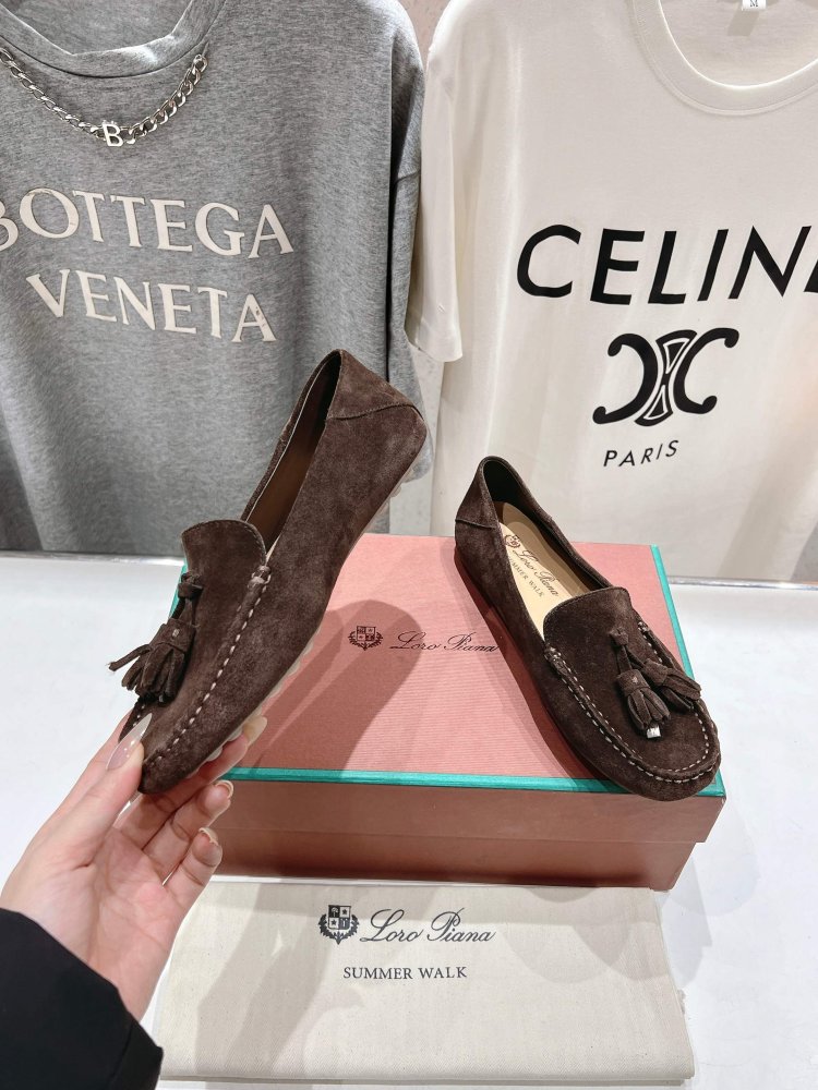 Лоферы женские фото 3