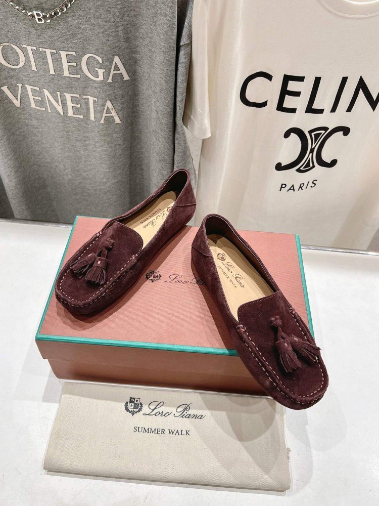 Лоферы жіночі фото 3