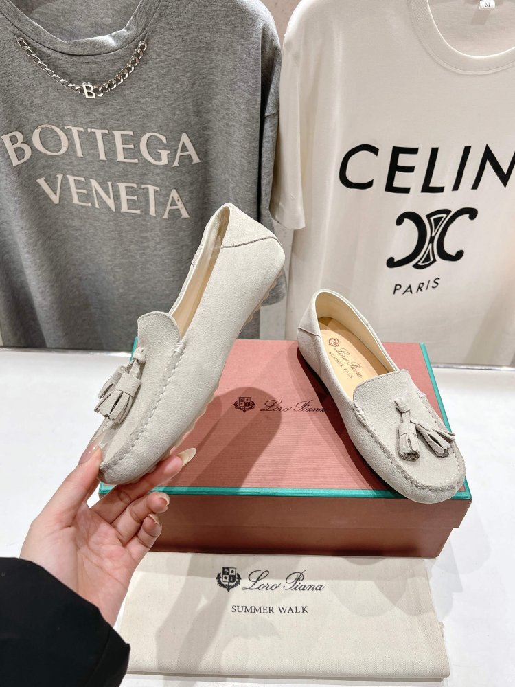 Лоферы жіночі фото 3