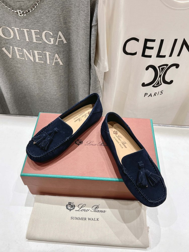 Лоферы жіночі фото 3