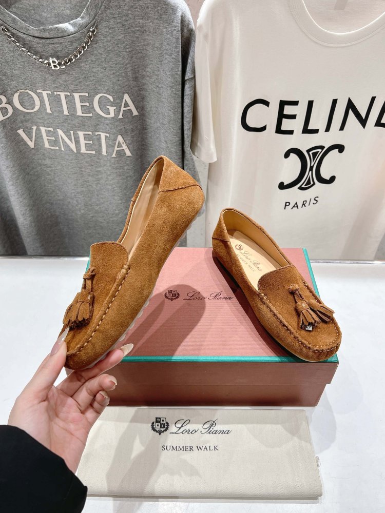 Лоферы жіночі фото 3