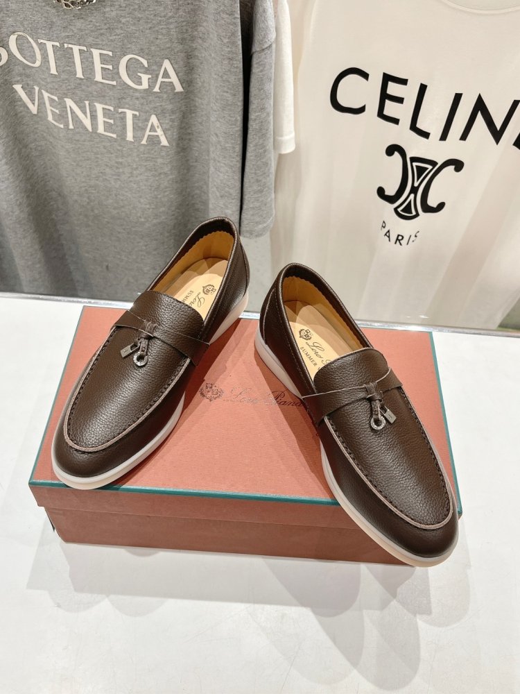 Лоферы жіночі фото 3