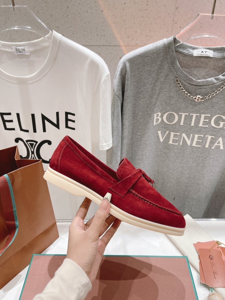 Лоферы жіночі фото 3