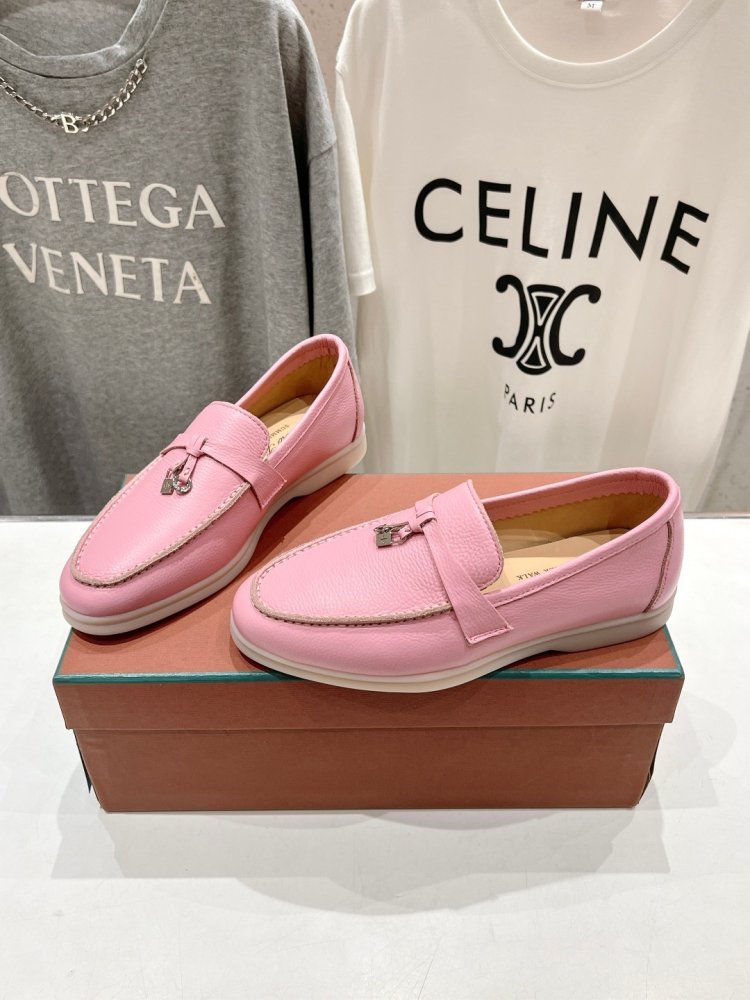 Лоферы жіночі фото 3