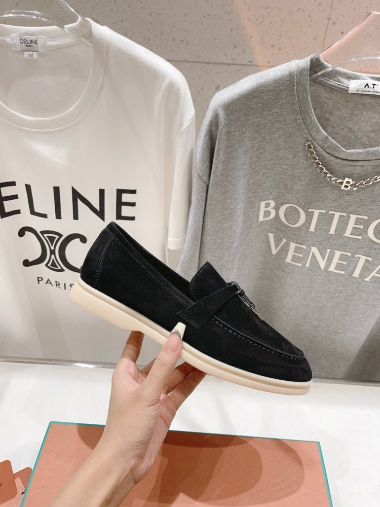 Лоферы женские фото 3