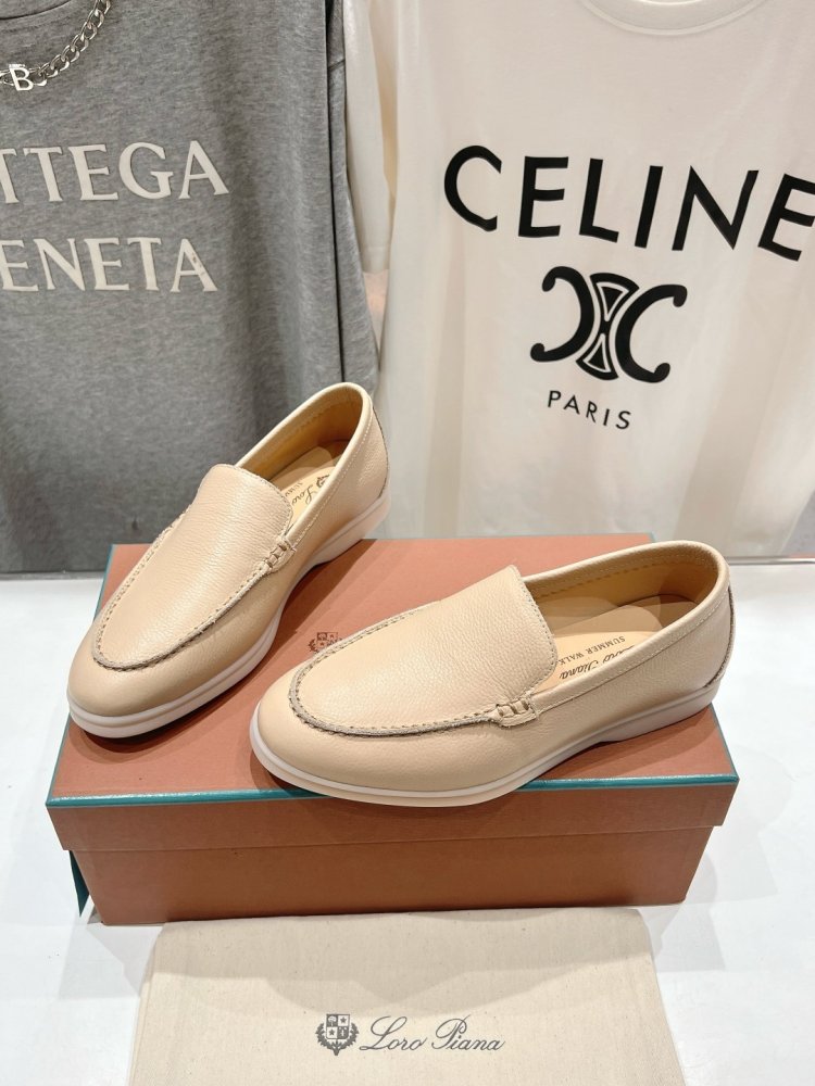 Лоферы женские фото 3