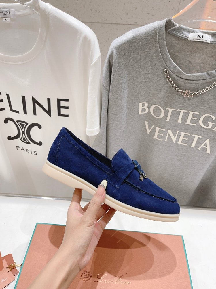 Лоферы женские фото 3