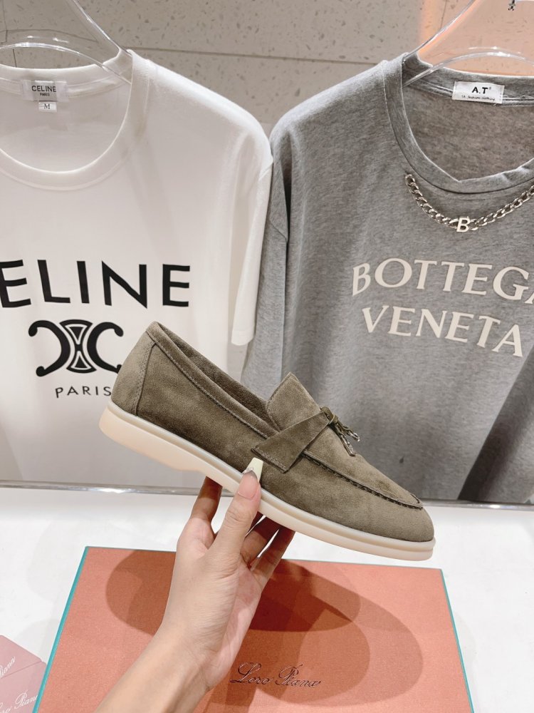 Лоферы женские фото 3