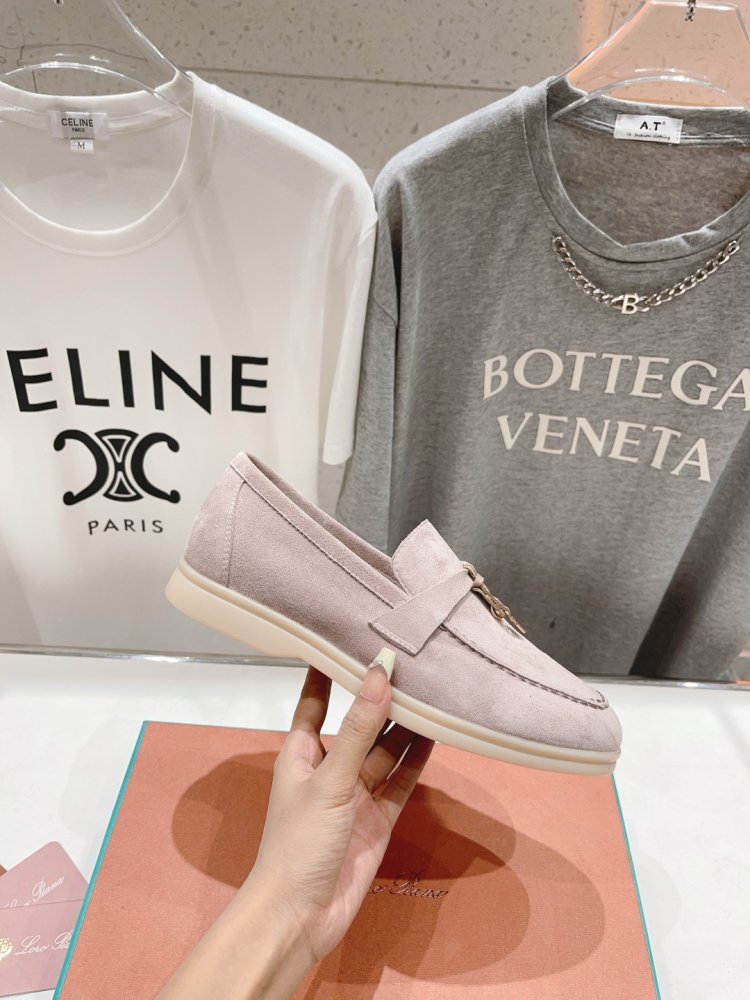 Лоферы женские фото 3