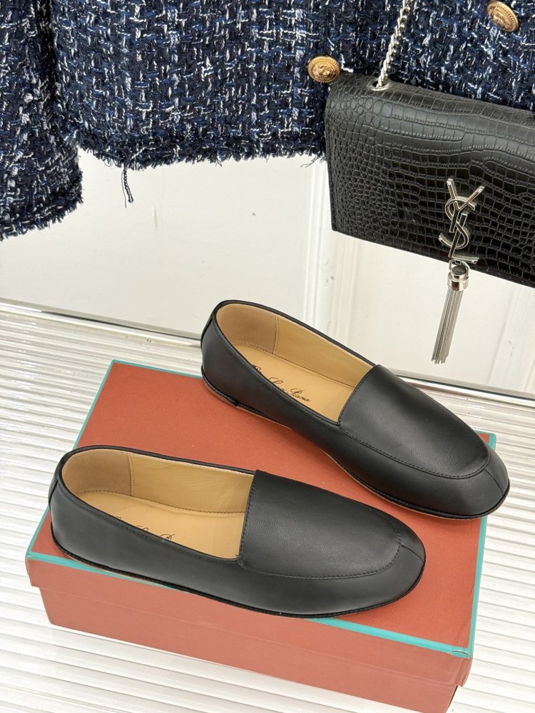 Лоферы жіночі фото 3