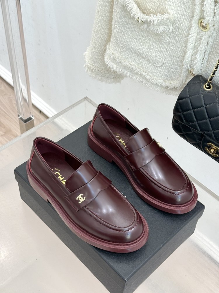 Лоферы жіночі фото 3