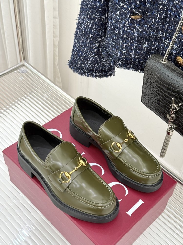 Лоферы женские фото 3