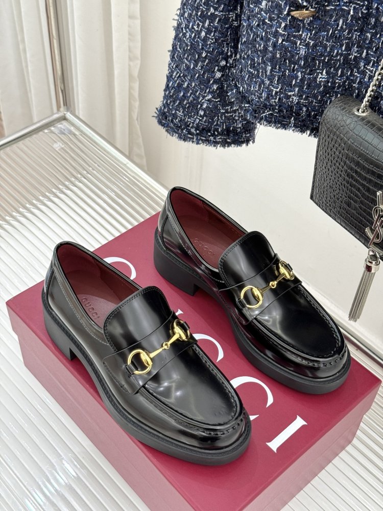 Лоферы женские фото 3