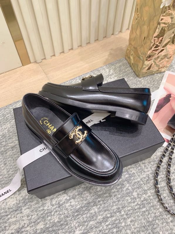 Лоферы женские фото 4