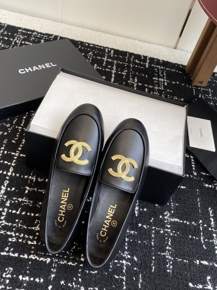 Лоферы женские фото 4