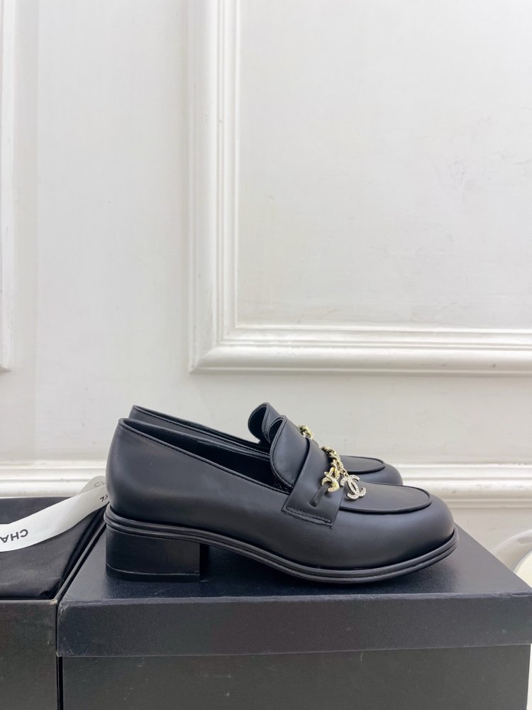 Лоферы женские фото 4