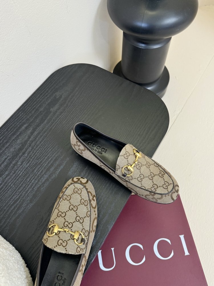 Лоферы женские фото 4