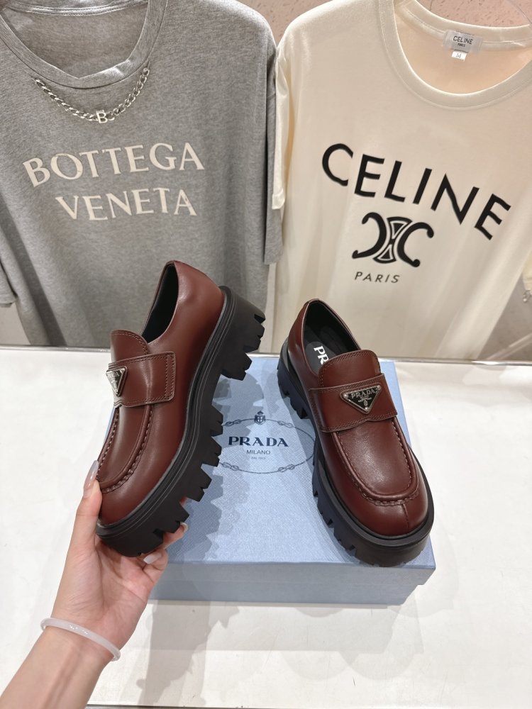 Лоферы женские фото 4