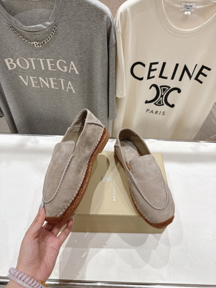 Лоферы женские фото 4