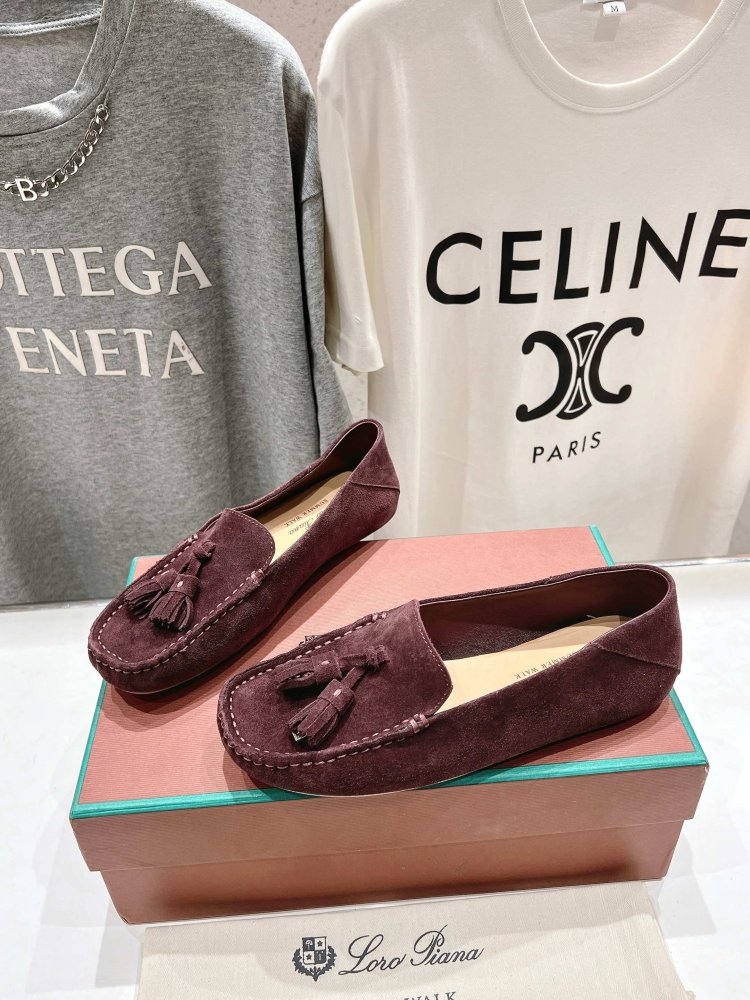 Лоферы жіночі фото 4