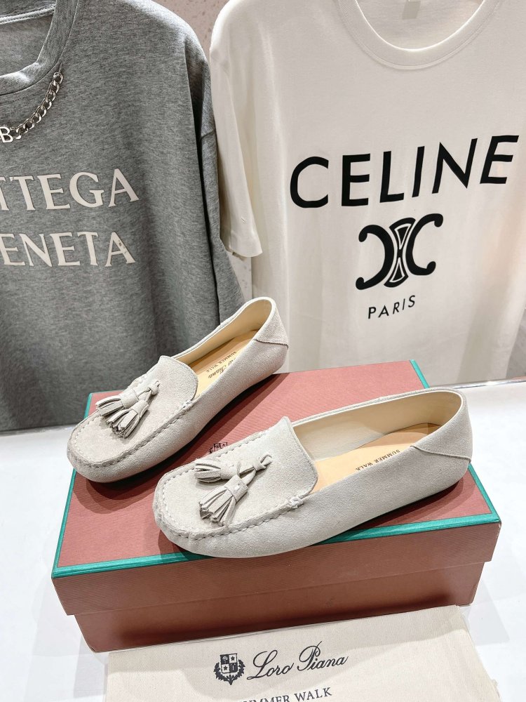 Лоферы жіночі фото 4