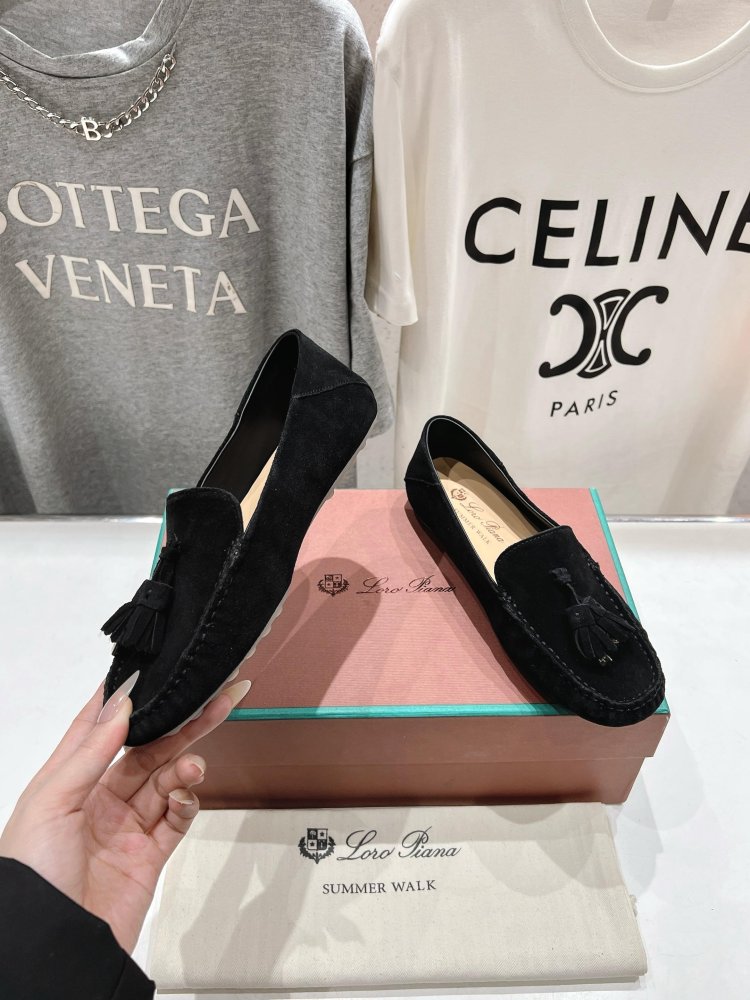 Лоферы жіночі фото 4