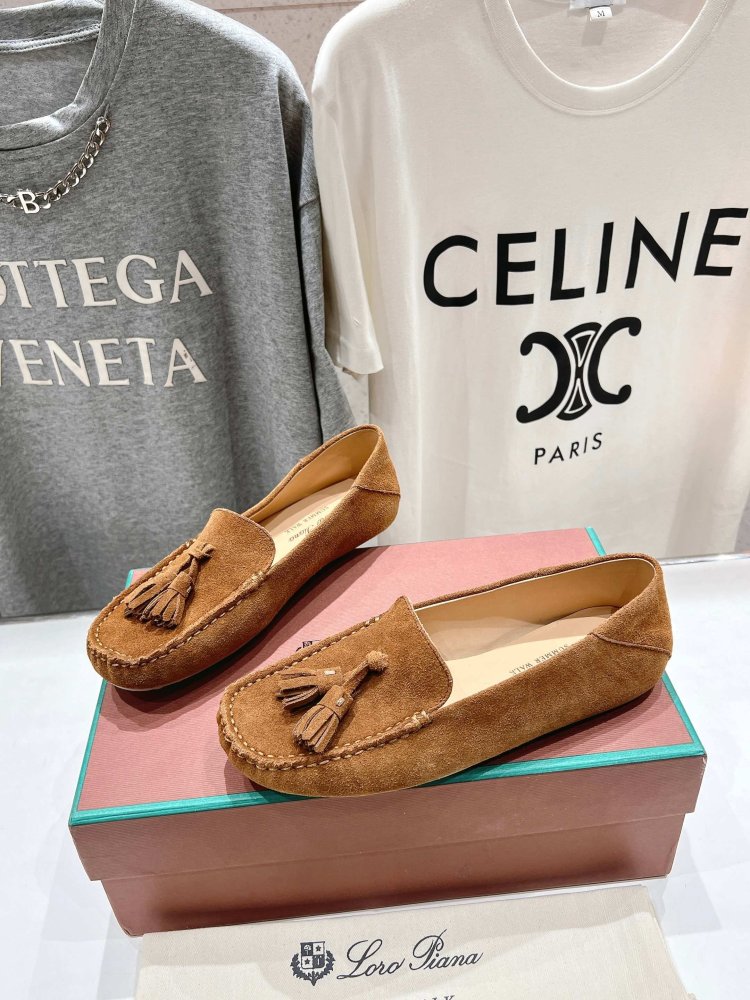 Лоферы жіночі фото 4