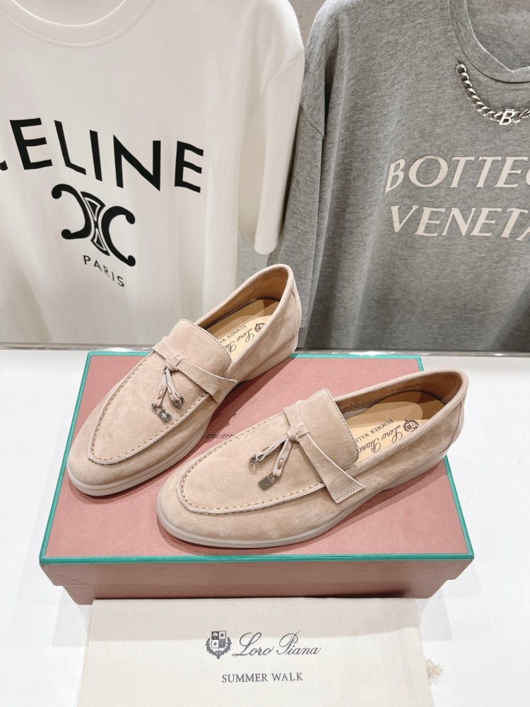 Лоферы жіночі фото 4