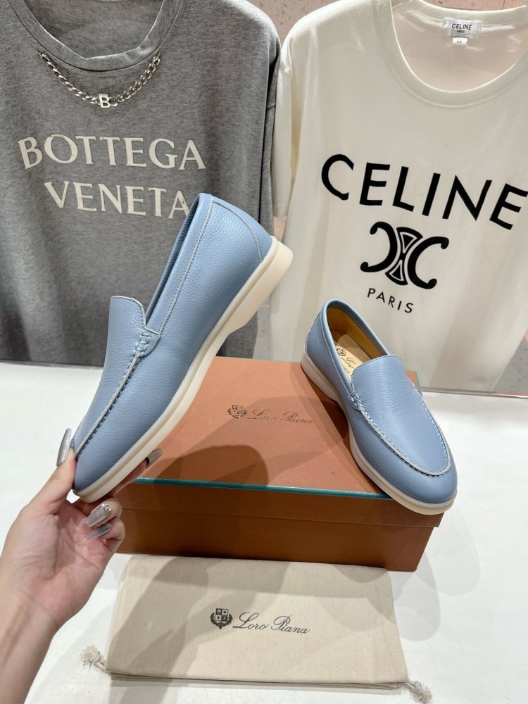 Лоферы жіночі фото 4