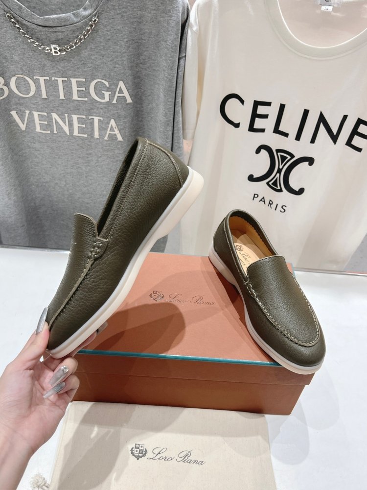 Лоферы женские фото 4