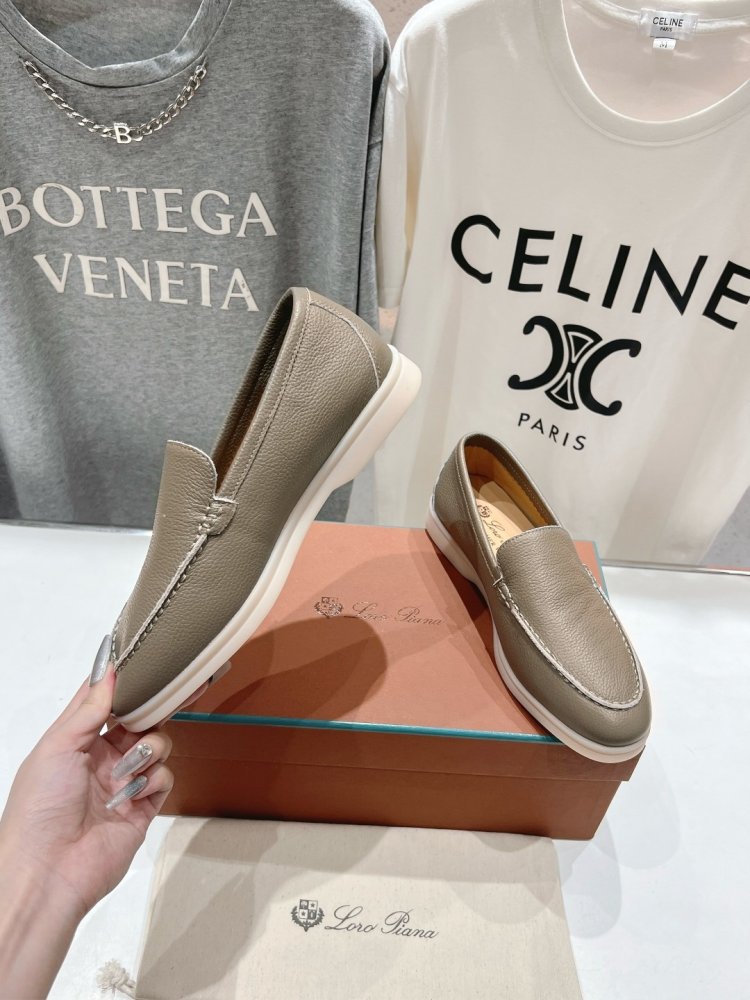 Лоферы женские фото 4