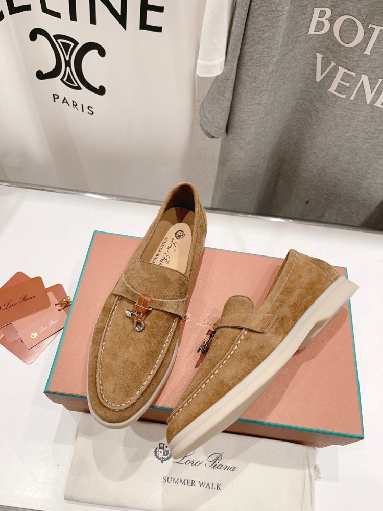 Лоферы женские фото 4