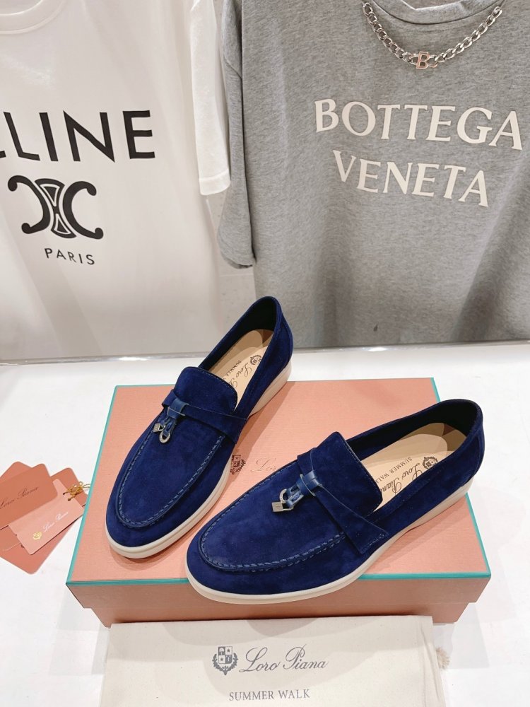 Лоферы женские фото 4