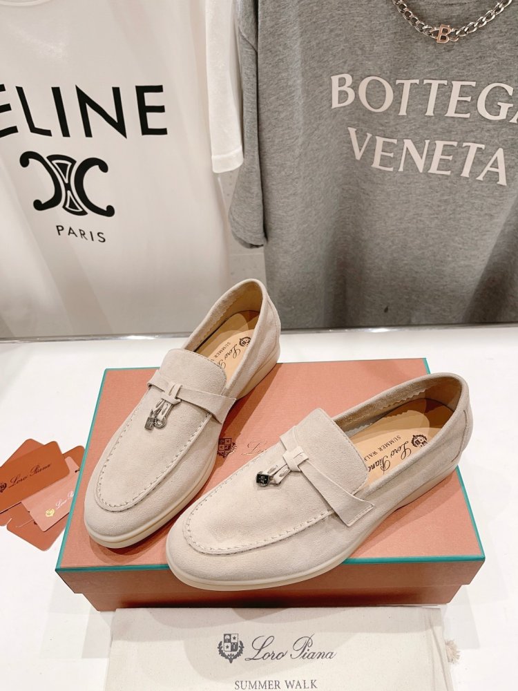 Лоферы женские фото 4