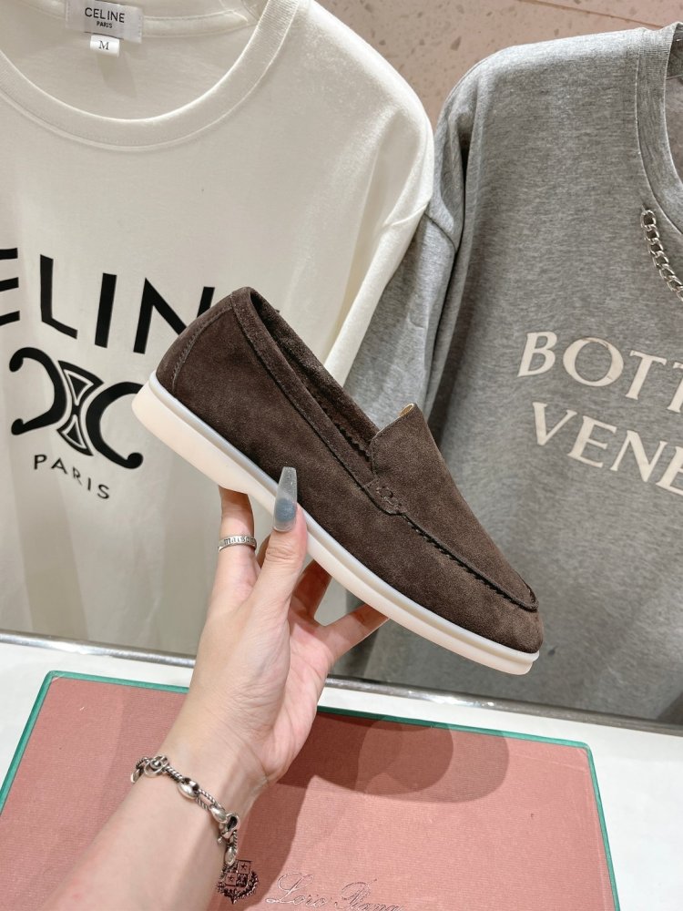 Лоферы женские фото 4