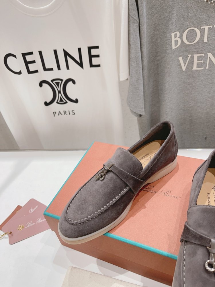 Лоферы женские фото 4