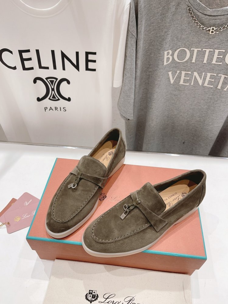 Лоферы женские фото 4