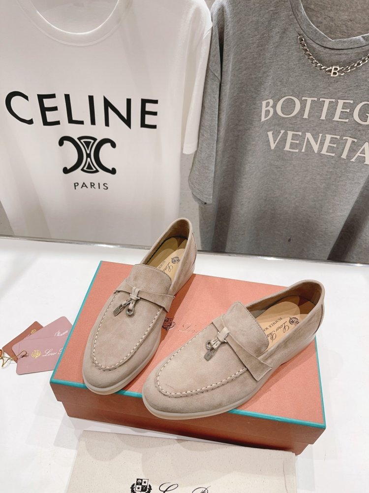 Лоферы женские фото 4