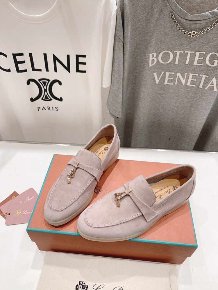 Лоферы женские фото 4