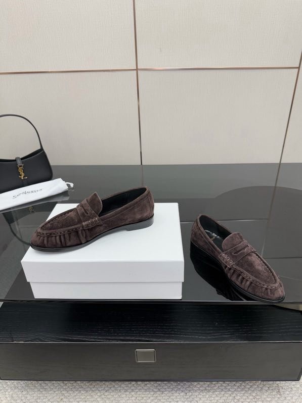 Лоферы женские фото 4