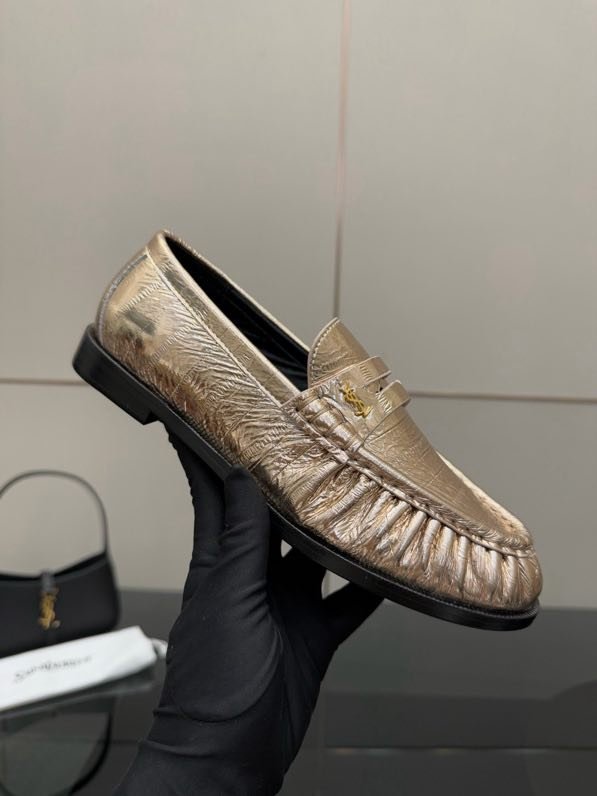 Лоферы женские фото 4