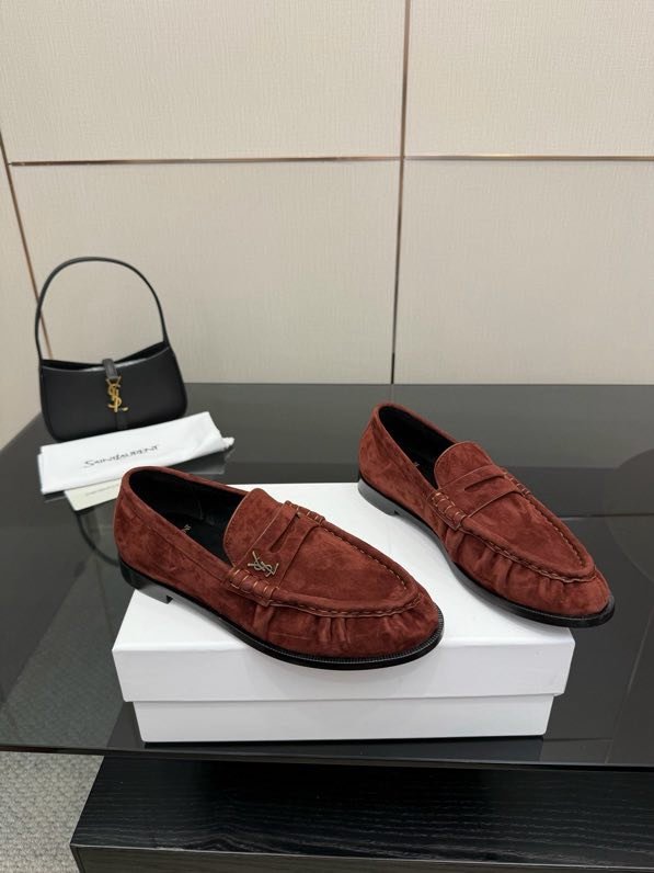 Лоферы женские фото 4