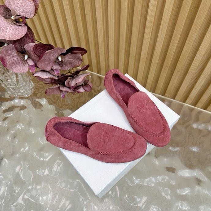 Лоферы женские фото 4