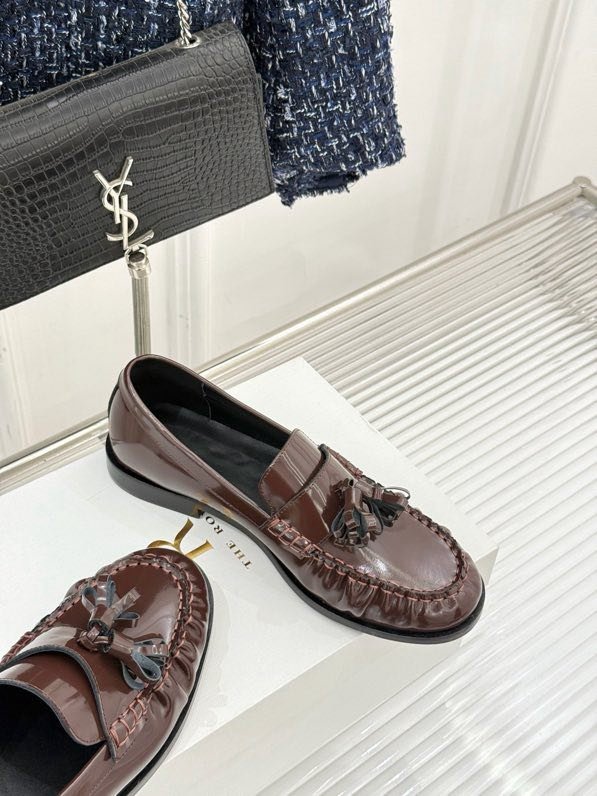 Лоферы женские фото 4