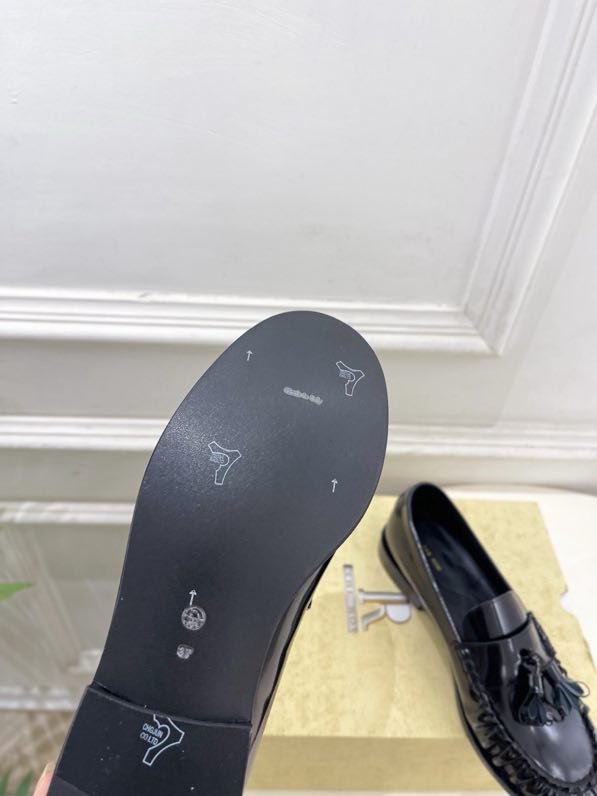 Лоферы женские фото 4